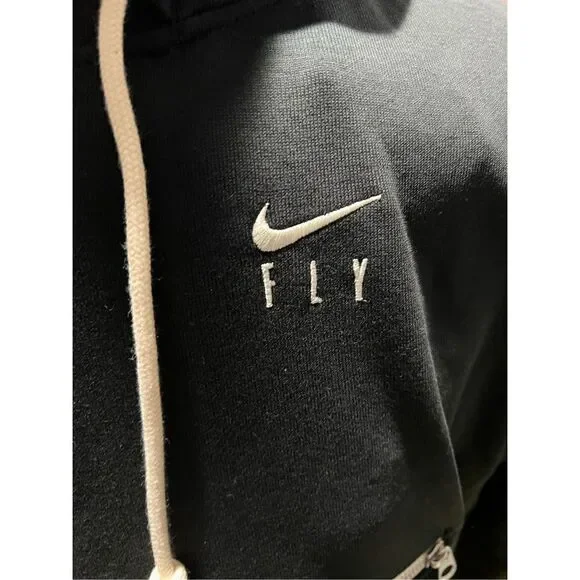 Nike Women's Dri-FIT Swoosh Fly Issue Pullover Basketball Hoodie in black XSmall - Picture 3 of 6
